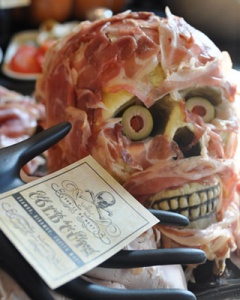 Halloween-The-Food-Meat-Head-Platter